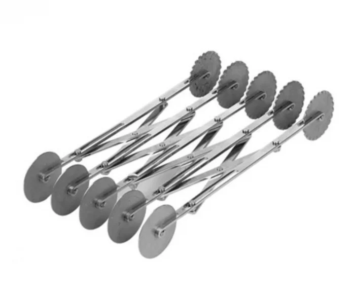 Decupatoare, Cutite - Taietor aluat extensibil cu 5 role simple si zimtate