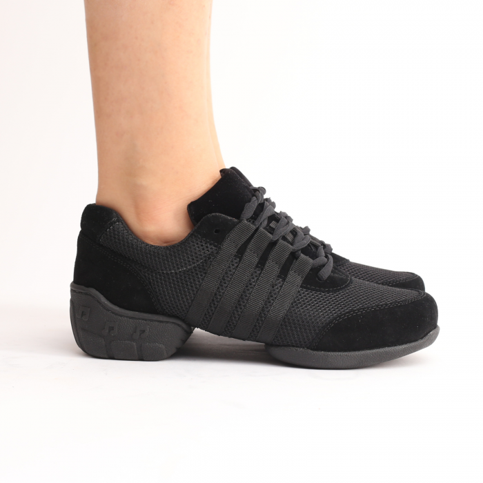 SNEAKERS [2]