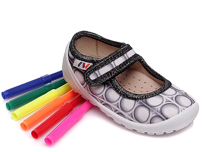 Espadrile sport de colorat pentru fete [1]
