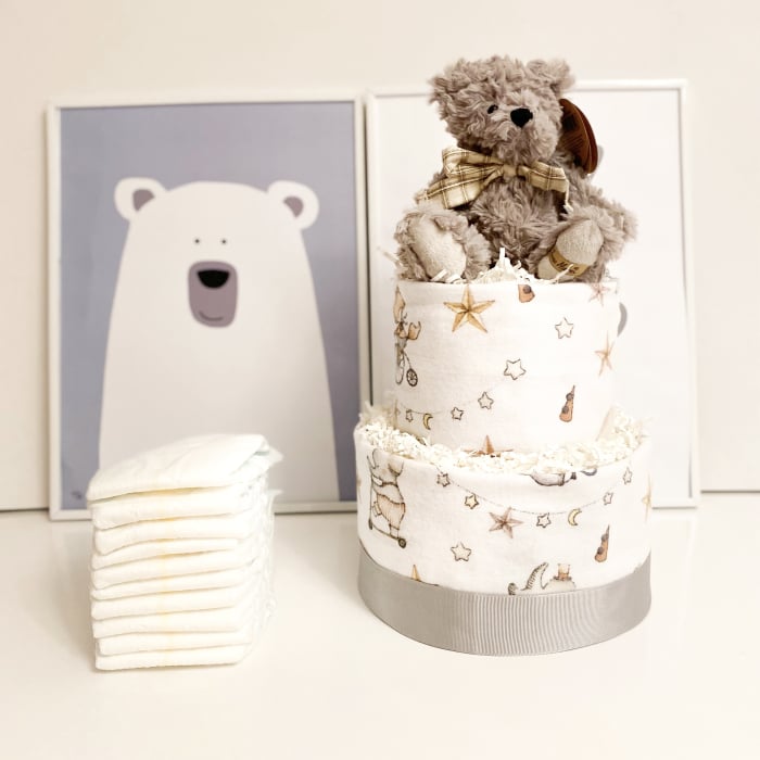 Tort din scutece Pampers cu museline și jucărie pufoasă – Tim cadou neutru pentru [1]