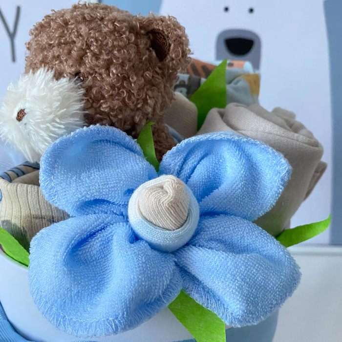 Bun venit pe lume – Cutie cadou nou-născut băiețel, 10 piese adorabile [4]