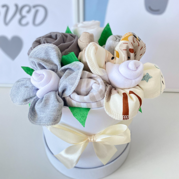 Cutie cadou nou-născut băiat – set 8 piese utile și delicate [3]