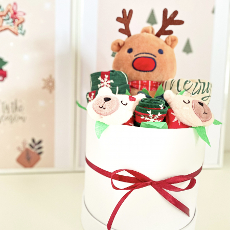 Cutii cadou pentru bebeluși - Cutie cadou Baby Shower Crăciun pentru Băiețel – Set 7 Piese Renul Cel Vesel