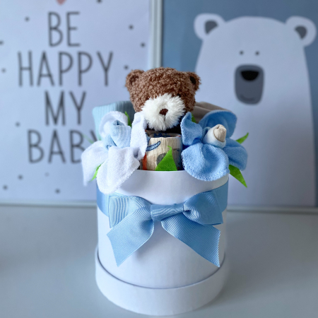 Bun venit pe lume – Cutie cadou nou-născut băiețel, 10 piese adorabile [1]