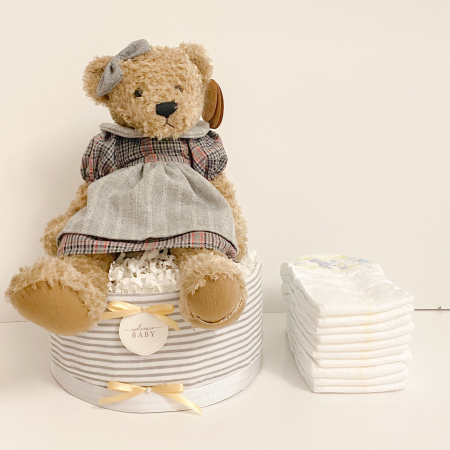Torturi din scutece - Tort din scutece Pampers cu museline și jucărie pufoasă