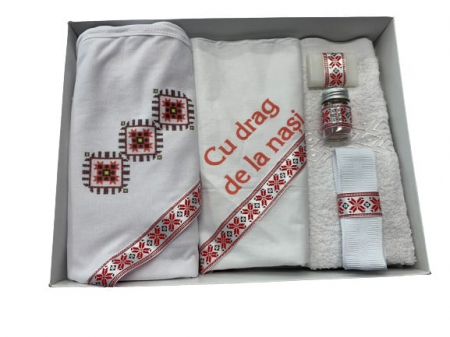 Trusouri botez - Trusou de botez, 6 piese, cu motive traditionale, imprimat