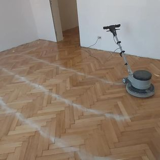 Lacuire Parchet pe baza de APA [4]