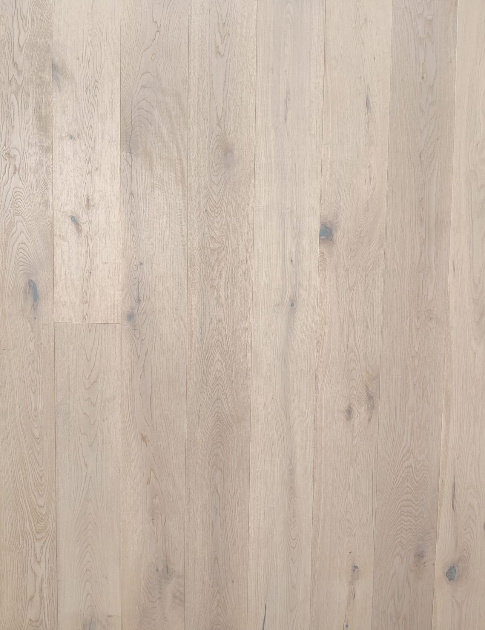 PL05- Parchet triplu stratificat stejar monolamela LINZ, periat, usor rindeluit, 14/3x190x1900mm,Clasic, Uleiat, Alb [4]