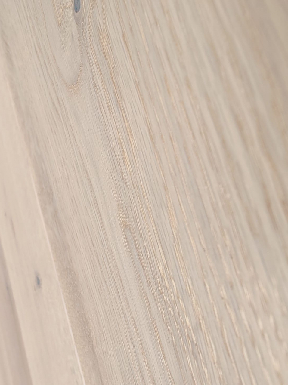 PL05- Parchet triplu stratificat stejar monolamela LINZ, periat, usor rindeluit, 14/3x190x1900mm,Clasic, Uleiat, Alb [2]