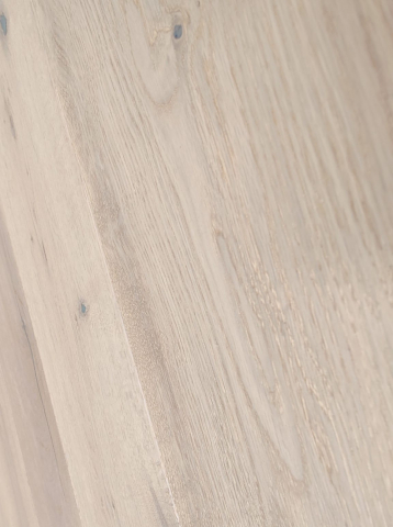 Parchet Triplu Stratificat Timisoara - PL05- Parchet triplu stratificat stejar monolamela LINZ, periat, usor rindeluit, 14/3x190x1900mm,Clasic, Uleiat, Alb