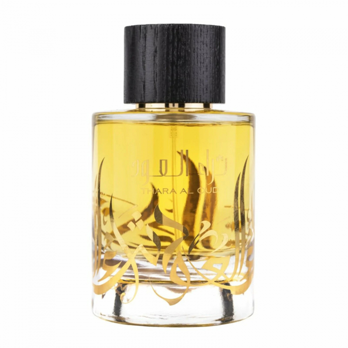 Thara Al Oud de la Ard Al Zaafaran este un parfum arabesc pentru bărbați, 100ml, cu oud, piele și iasomie, o compoziție puternică, caldă și rafinată. [1]