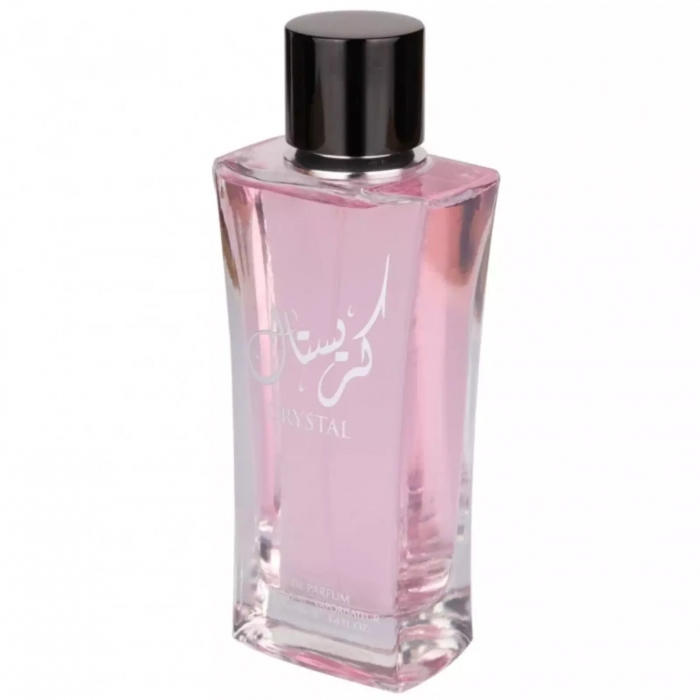 Crystal de la Ahlam este un parfum arabesc pentru femei, 100ml, cu fructe de pădure, flori albe și mosc alb – elegant, cald și feminin. [3]