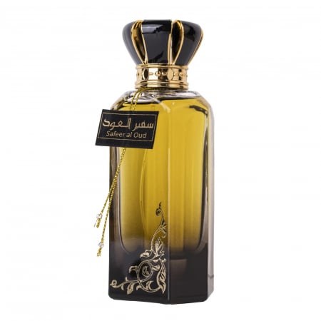 Safeer Al Oud de la Ard Al Zaafaran este un parfum arabesc unisex, 100ml, cu oud, șofran și patchouli, o compoziție lemnos-orientală, intensă și elegantă. [1]