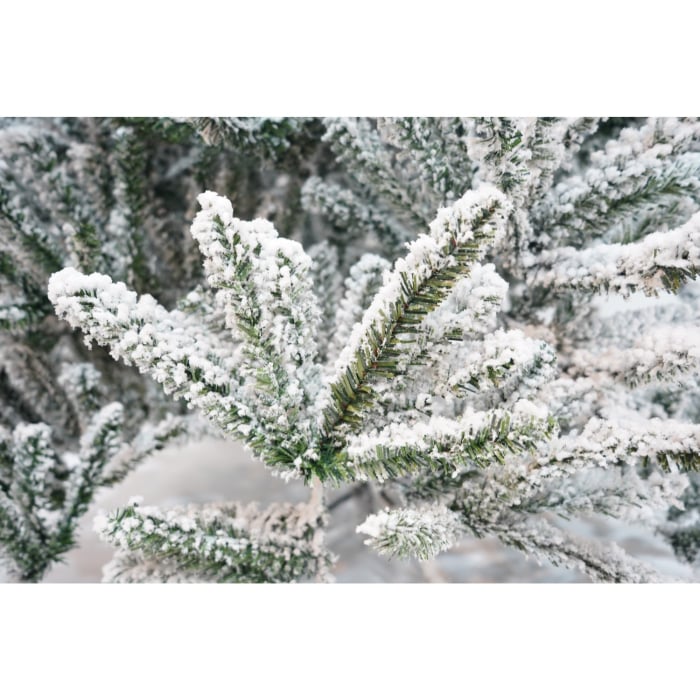 Brad Artificial de Craciun, Flippy, 2.10 m inaltime, Verde, Pulverizat alb-tip zapada, Diametru inferior 130 cm, Interior/ Exterior [4]