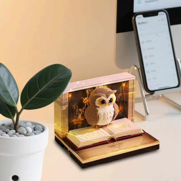 Calendar Interactiv 3D 2026, Flippy, Calendar de Sculptura cu Luminite LED, Bufnita Magic World, pentru Copii, Calendar de Birou Ornamentat, 9 x 9 x 6.8 cm, Maro [7]