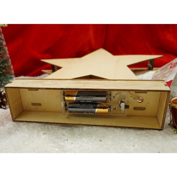 Decoratiune luminoasa, model de Stea cu Brad si inscriptie Marry Christmas, alb, lungime: 19 cm, latime: 5 cm, inaltime: 26 cm, lemn, interior/exterior [2]