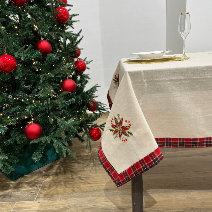 Fata de Masa Flippy, Material In Brodat, cu Motive Florale de Craciun, 85 x 85 cm, Crem [5]