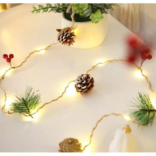 Instalatie Craciun cu baterii, 2 metri, 20 LED-uri tip ace si conuri de pin simple, Alb Cald, Flippy [2]