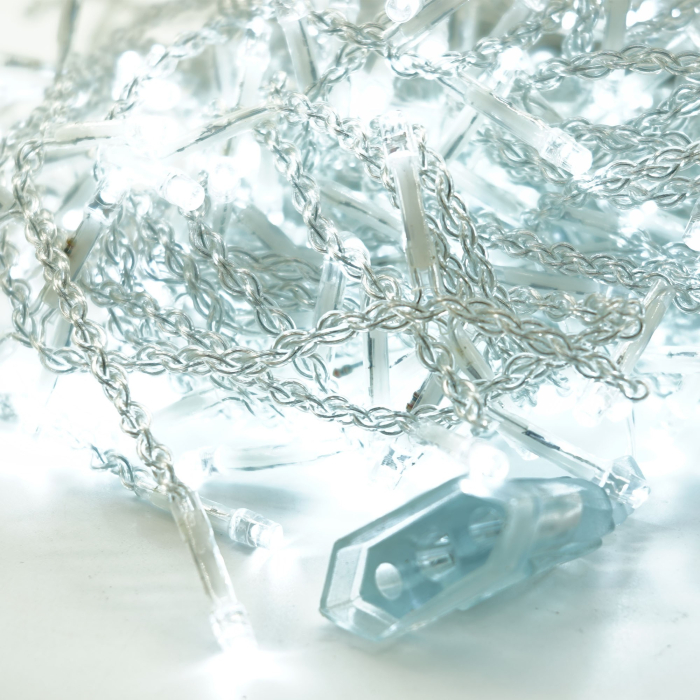 Instalatie Craciun Yoto, Tip Franjuri/Turturi, 12 m, 300 LED-uri, Prelungitor 1.5 m, 8 Jocuri de Lumini, Interconectabila, Conectare la Retea, Fir transparent, Interior/Exterior, Alb Rece [9]