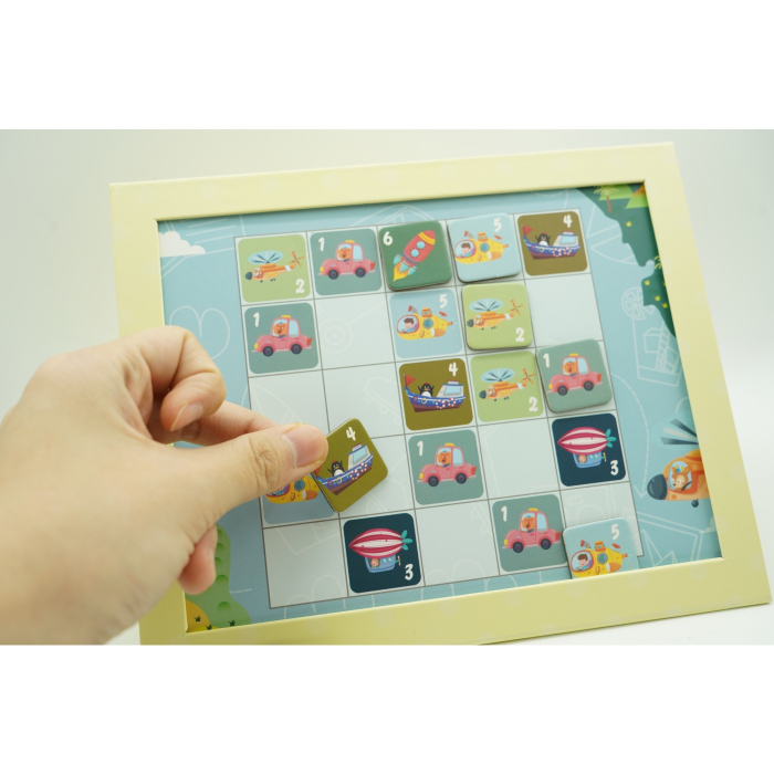 Joc educativ Sudoku cu tablita magnetica, 53 de piese, cartonase cu trafic, Verde [9]