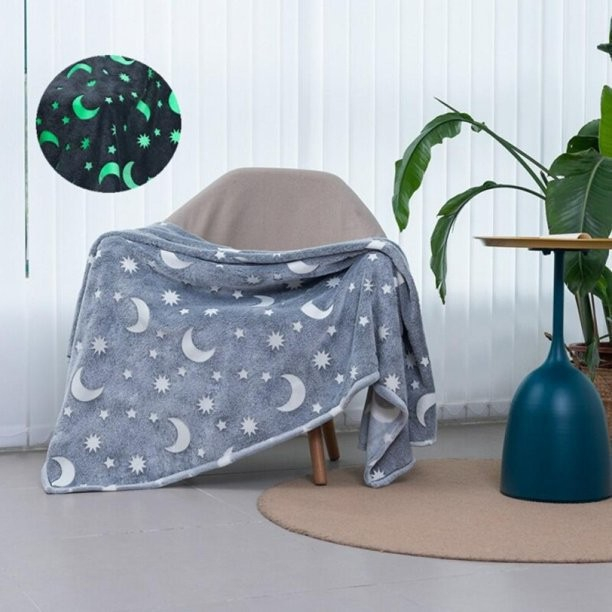 Patura Fosforescenta, Flippy, Moale, Pufoasa, Lumineaza in Intuneric, 1.5x2 m, Model Cer Instelat, Gri [2]