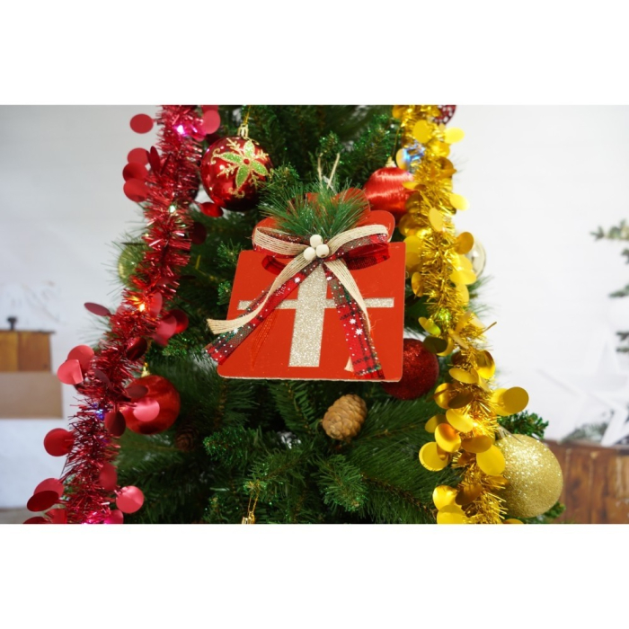 Set brad artificial de Craciun si elemente decorative, Decorat cu conuri de pin, pentru interior/exterior, inaltime 210 cm, diametru 114 cm, 1057 ramuri, Flippy, verde, suport metalic inclus [3]