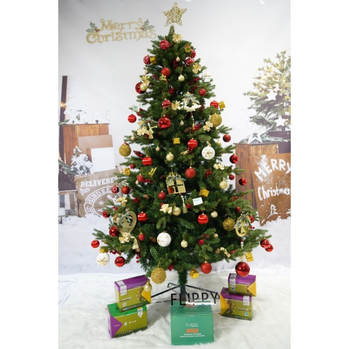 Set brad artificial de Craciun si elemente decorative, decorat cu conuri pin rosii, inaltime 210 cm, diametru 137 cm, 1172 ramuri, Flippy, verde, suport metalic inclus [3]