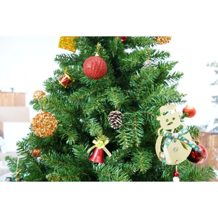 Set brad artificial de Craciun si elemente decorative, nins, decorat cu conuri pin, pentru interior/exterior, inaltime 210 cm, diametru 131 cm, 630 ramuri, Flippy, alb/verde, suport metalic inclus [3]