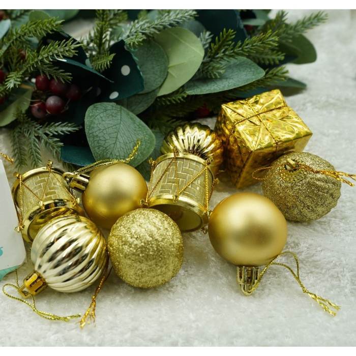 Set de 20 ornamente de brad, Flippy, de tip Glob, Auriu, din polistiren, cu finisaj sclipitor , cutie  4  cm adancime x 20  cm lungime x 16  cm inaltime [7]