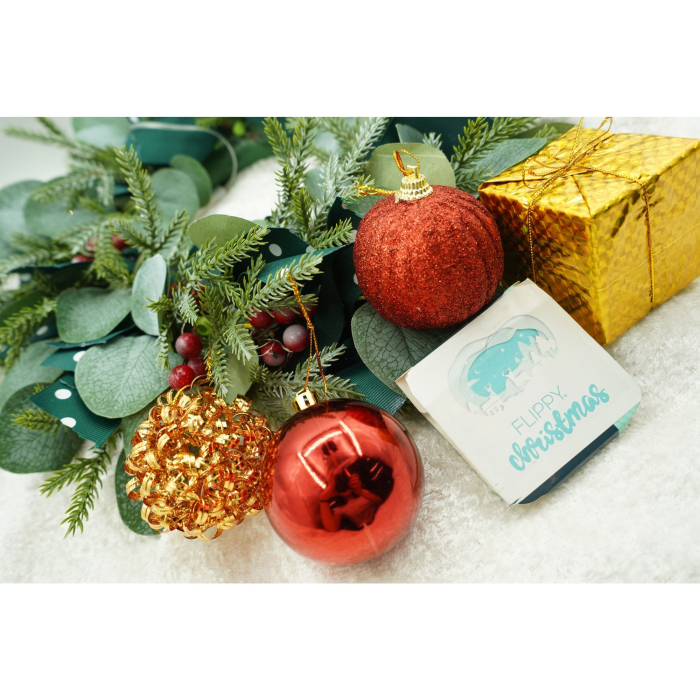 Set de 20 ornamente de brad, Flippy, de tip Glob, Rosu/ Auriu, din polistiren, cu finisaj sclipitor , cutie  6  cm adancime x 29  cm lungime x 24  cm inaltime [5]