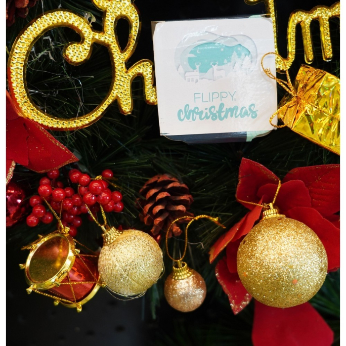 Set de 45 ornamente de brad, Flippy, de tip Glob, , din polistiren, cu finisaj sclipitor , cutie  8  cm adancime x 24  cm lungime x 16  cm inaltime [7]