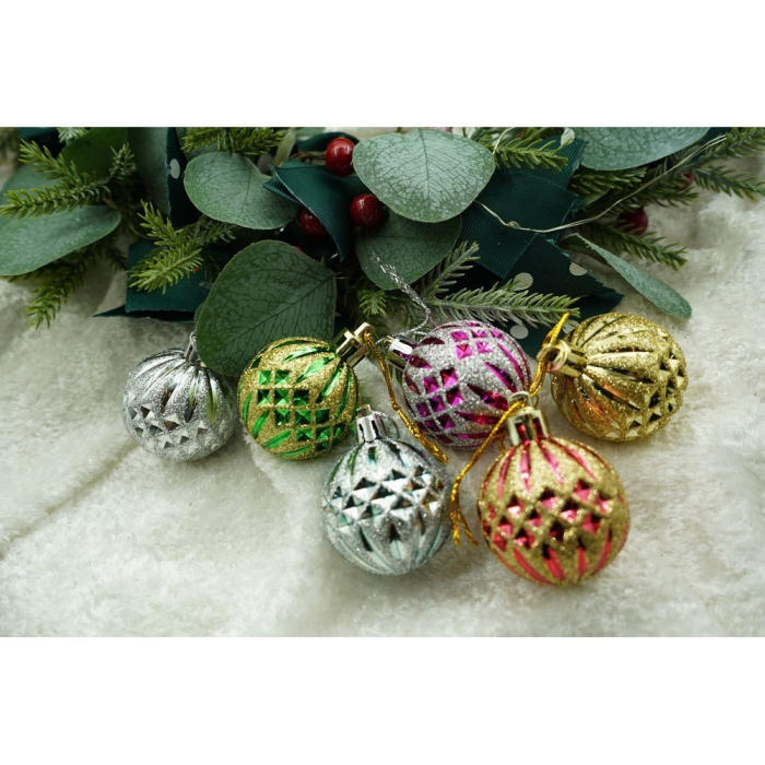 Set de 6 ornamente de brad, Flippy, de tip Glob, Multicolor, cu ø de 4 cm, din plastic, cu finisaj sclipitor , cutie  12  cm inaltime x 8  cm lungime x 4  cm adancime [6]