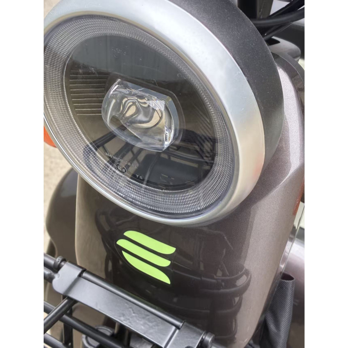 Triciclu Electric V6, Saige, Fara Permis, cu Doua Locuri, Motor 1800W, Baterie 72V24Ah, Autonomie 60km, 220x88x105 cm, Viteza Maxima 25km/h, Alb Coffee [9]