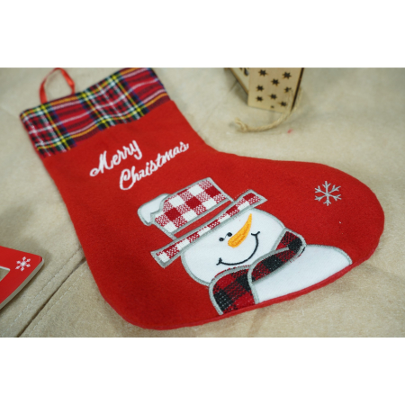 Decoratiuni Craciun - Ciorap Cadouri, culoare rosie, imprimeu om de zapada,marimea 15x30 cm, Flippy