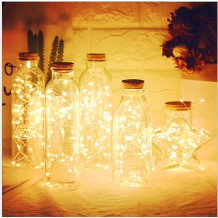 Craciun - Instalatie de Craciun, Liniara, 20 m, Baterii, 200 LED-uri, Alb Cald, Fir Cupru, 2 Jocuri de Lumini, Interior/Exterior Flippy