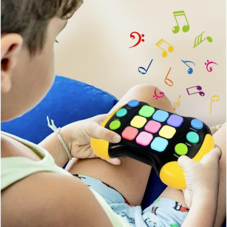 Jucarie Interactiva Flippy, Tip Consola Pop It, 6 butoane functionale, 5 Moduri de Joc, 600 Niveluri, + 3 ani, Galben/Negru [4]