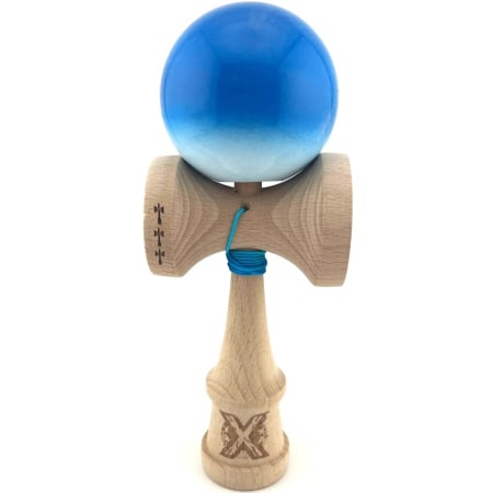 Kendama Super Sticky Big Cup V2 - Kendama X Originala, Profesionala, Flippy, Big Cups V2, Super Sticky cu Cupe Mari, din lemn 18 cm, Rulment Metalic cu Ata 55 cm, Albastru/Alb
