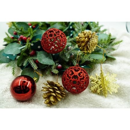 Set de 12 ornamente de brad, Flippy, de tip Glob, Rosu/ Auriu, din plastic, cu finisaj sclipitor , cutie  6  cm adancime x 23  cm lungime x 18  cm inaltime [1]