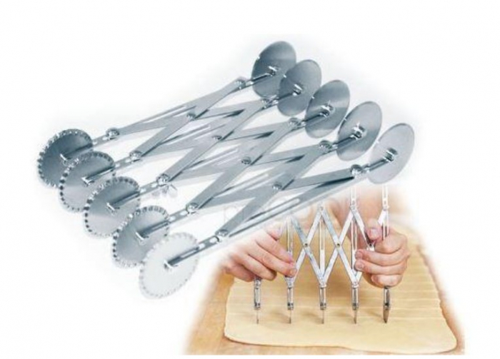 Taietor aluat extensibil cu 5 role simple si zimtate [3]