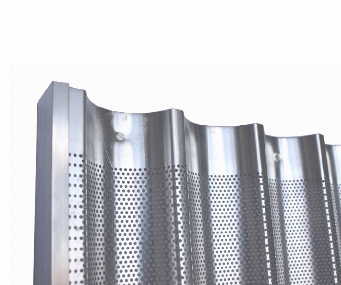 Tava aluminiu perforat baghete 60x80 - 10 canale transversale, Cadru Nituit [2]