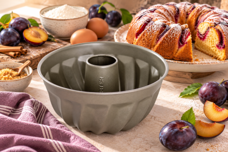 Totul pentru Cofetarie, Patiserie,Pizza - Forma chec/cozonac rotund, con Teflonat WALTER  -1.8 l