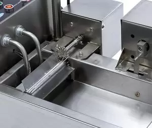Mașină gogoși automată 500 buc/h [6]