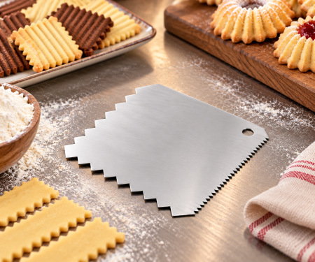 Totul pentru Cofetarie, Patiserie,Pizza - Rascheta Aluat Inox, 10 x10 cm