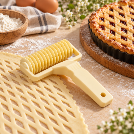 Totul pentru Cofetarie, Patiserie,Pizza - Rola decor grilaj aluat, 6.5 cm