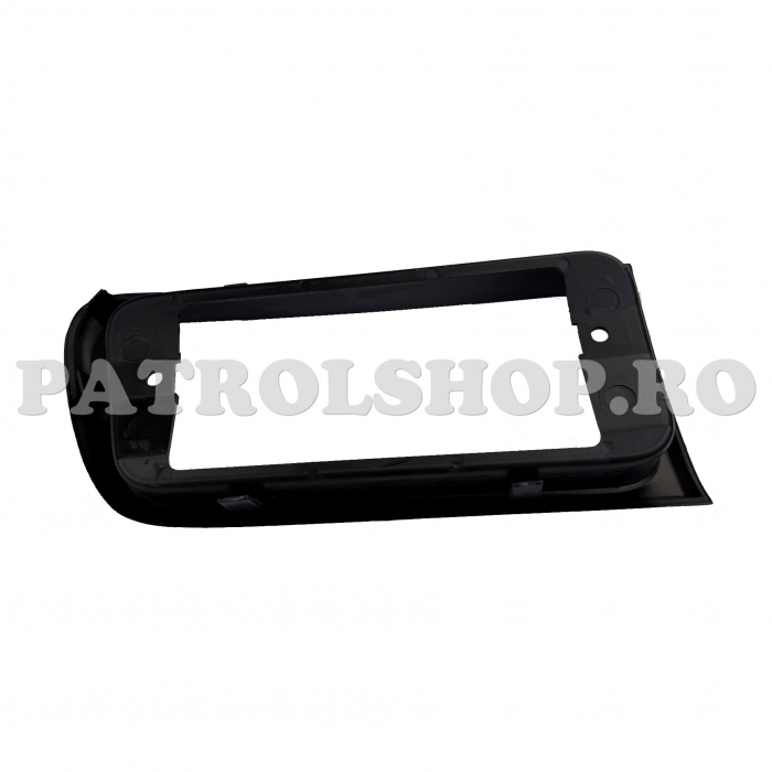 Rear right bumper lamp finisher OEM Nissan Patrol Y61 <2001 - PATROL SHOP [3]