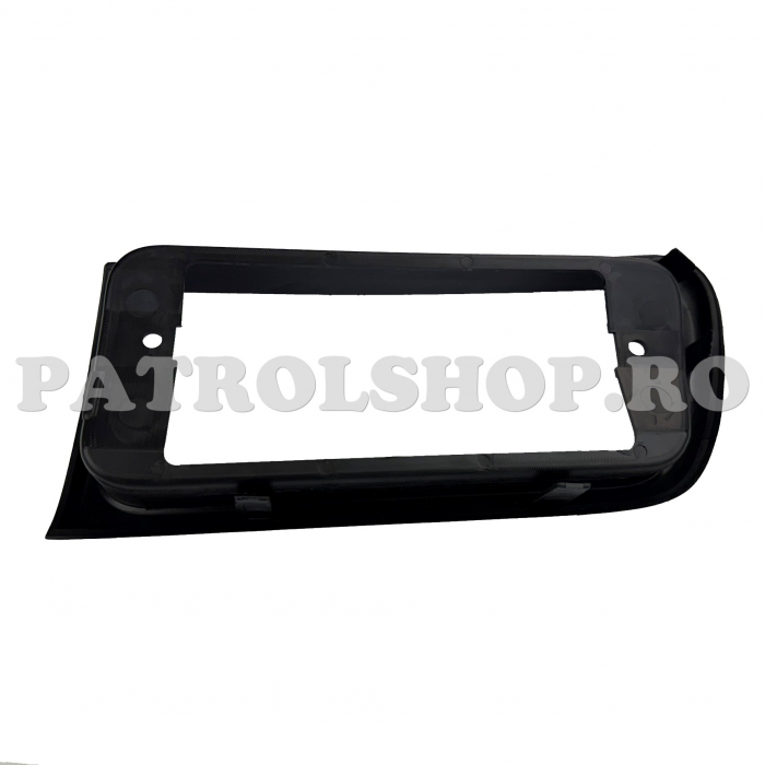 Rear left bumper lamp finisher OEM Nissan Patrol Y61 <2001 - PATROL SHOP [3]