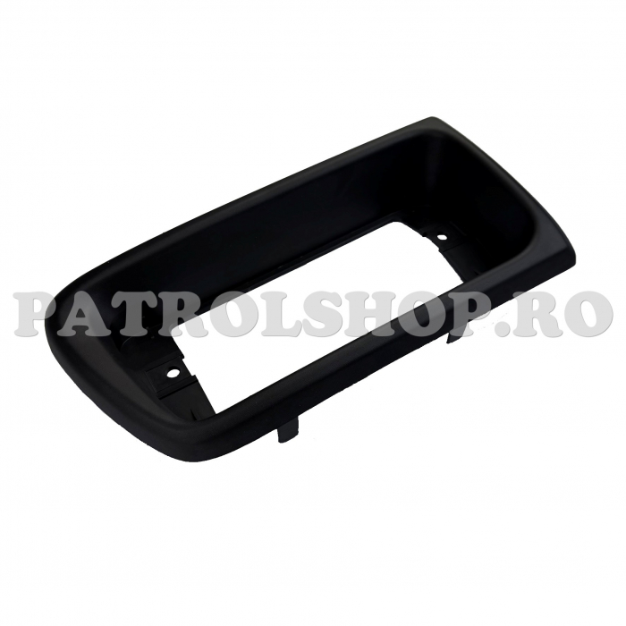 Rear left bumper lamp finisher OEM Nissan Patrol Y61 <2001 - PATROL SHOP [2]