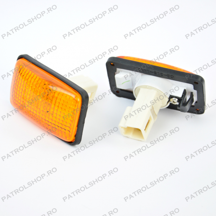Front fender indicator lamp Nissan Patrol Y60 Y61 - PATROL SHOP [3]