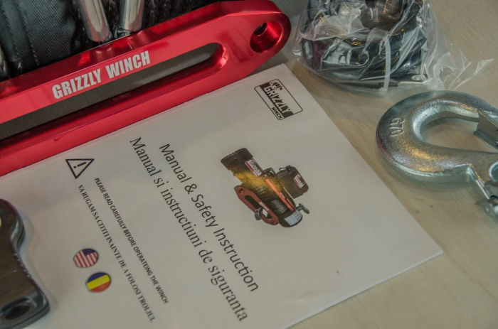 Troliu electric Grizzly 13000 lbs - 5897 kg - raport 180:1 - sufa sintetica - PATROL SHOP [2]