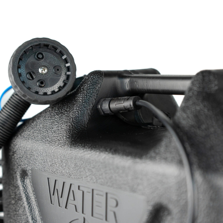 ONTAP 12V 22-Liter Portable Camping Shower - Black [3]